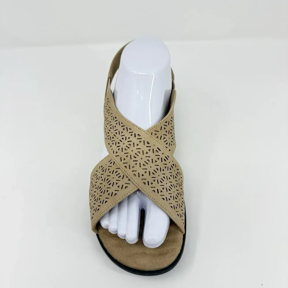 Easy Street Claudia Sandals Comfort Wave Sand Gore Women’s Size 8W Beige